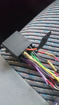 Jak podłączyć radio Pioneer DEH 2100R w Renault Kangoo?