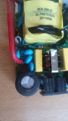 Oxford Maximiser3800 ładowarka - brakujący tranzystor lub schemat