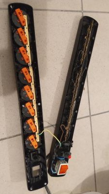 Opening ACAR Electrical Strip Non-Invasively: Guide for Unscrewing & Snap-On Plastic Pieces