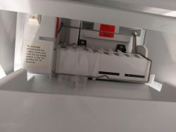 Chłodziarka Siemens KA62DS50 - źle działa kostkarka do lodu Chłodziarka Siemens KA62DS50 - źle działa kostkarka do lodu