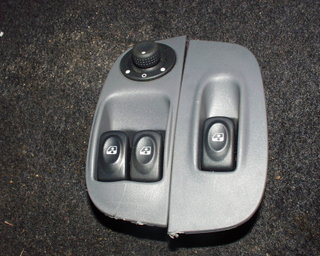 Elektryczne podnośniki szyb Megane