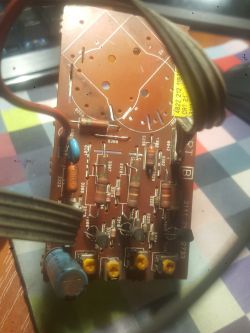 Philips 21PT1653 - rozmyty obraz i podskakiwanie, przyczyny?