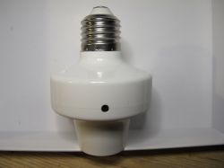E27 Light Bulb Adapter Light bulb adapter with an E27 socket on a white background.