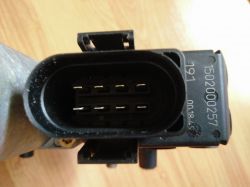 Jak uruchomić silnik szyby Audi A6 C5 poza pojazdem? Piny i schemat.