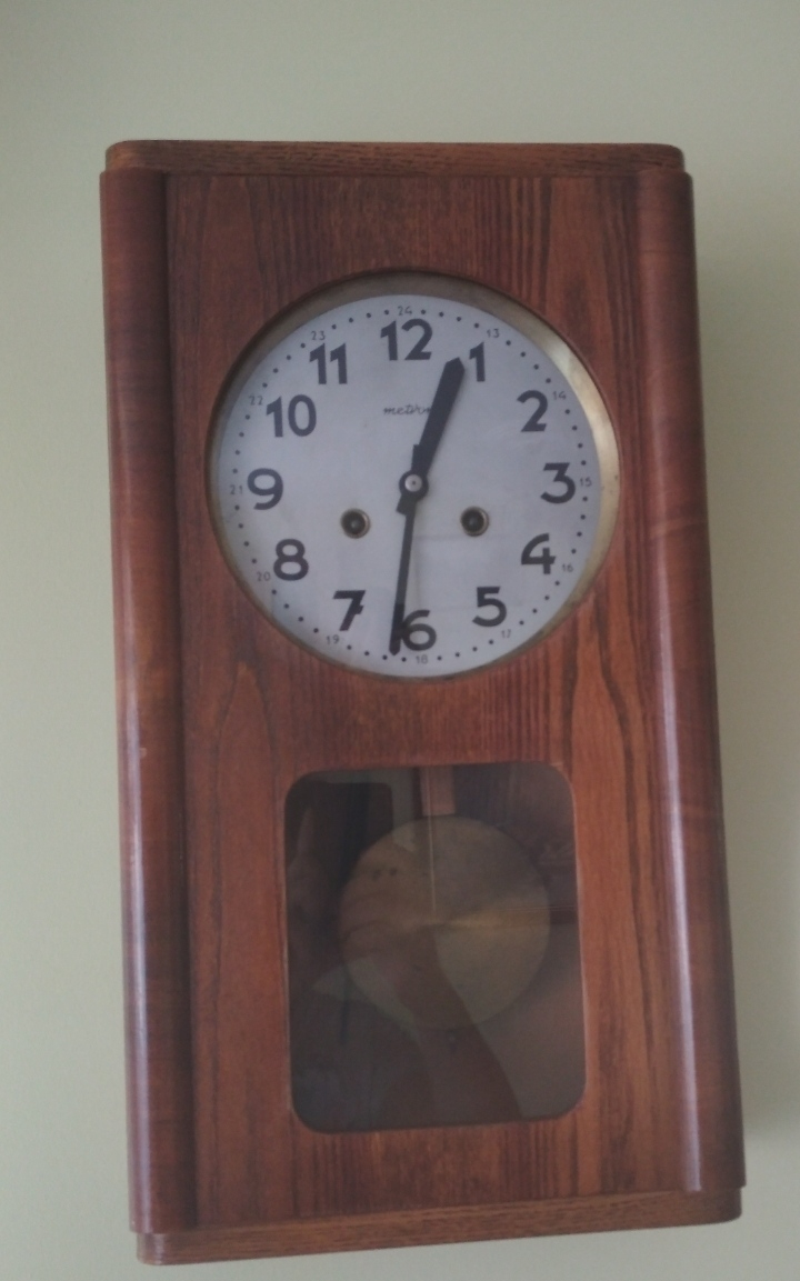 [Solved] Metro Clock Striking Incorrect Full Hours Strikes Once at 23