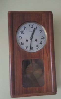 Metro Clock Striking Incorrect Full Hours: Strikes Once at 23 & 13 Times at 15 - DIY Adjustment?