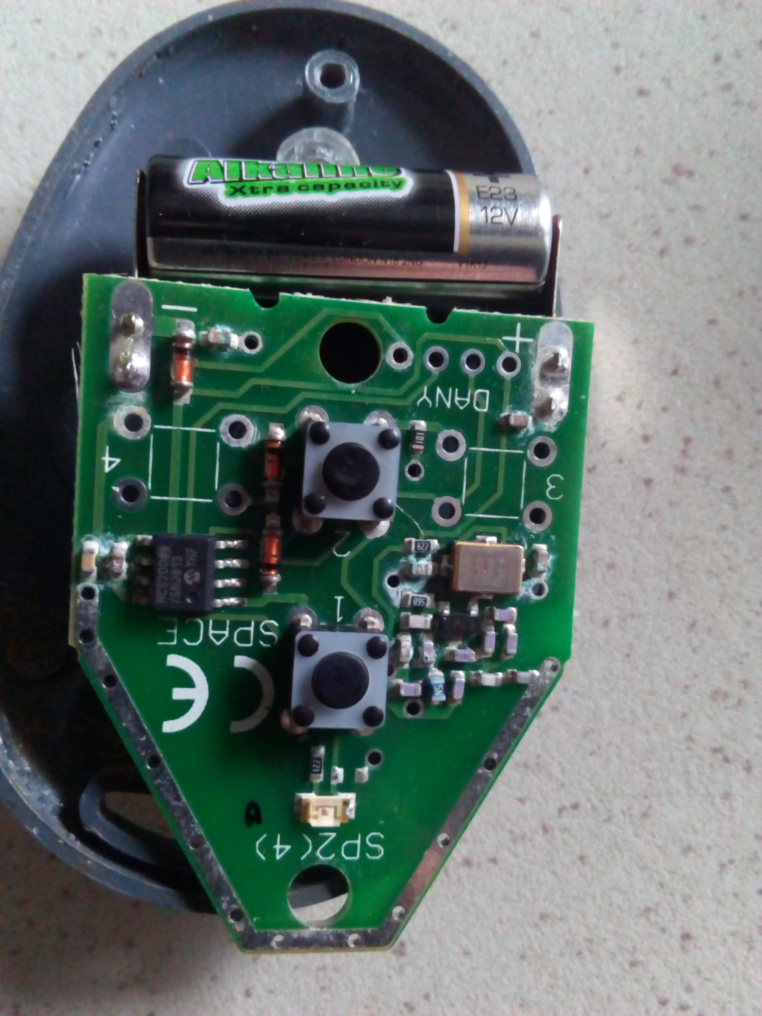 [Rozwiązano] Nie działa pilot od bramy, jak zaprogramować?