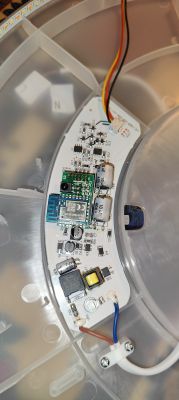 Plafond LED Ø42 cm 2400 lm 22 W resets settings after power off, IR remote slow response