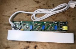 Which Wi-Fi controlled strip with QC? The interior of the Tapo P300 from TP-Link