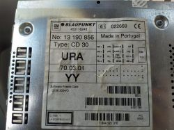 Pioneer MVH-S120UB - Opel Zafira B - brak plusa "po stacyjce"