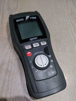 Diagnoza miernika izolacji ISOTEST M70A - brak pomiaru rezystancji i testu diod