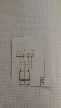 [Inne] Jak narysować trzeci przekrój i rzut boczny na rysunku technicznym?