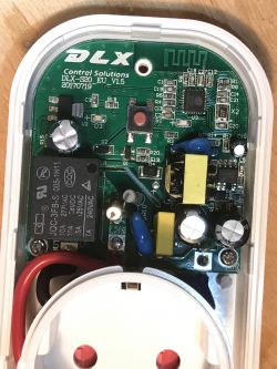 Socket/plug with WiFi PS-16-M and eWeLink/Coolkit application - test and teardown Socket/plug with WiFi PS-16-M and eWeLink/Coolkit application - test and teardown