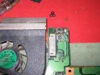 Acer Aspire 5735Z - laptop uruchamia się bez włącznika po wyjęciu baterii
