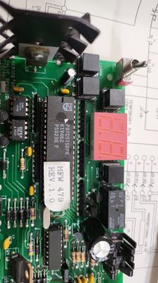 Concord Infinity Control Board with Microcontroller Control board with P87C51SBPN microcontroller and firmware label.