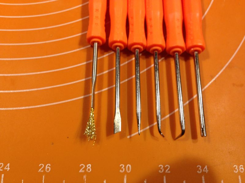 Testuję zestaw lutowniczy - bez miernika i z lutownicą sieciową z regulowaną mocą.