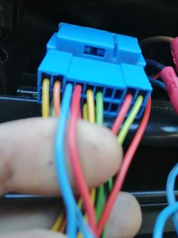 Podłączenie caraudio bez wzmacniacza - jak przywrócić fabryczne ustawienia?