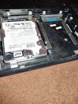 Czy da radę dołożyć dysk SSD do starego laptopa?
