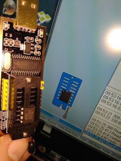 Seeking Updated CH341A Programmer Drivers and Compatibility with 25Q64BVAIG DIP 8