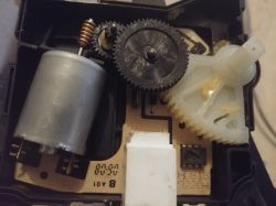 Siłownik ogrzewania ford - Uszkodzony uklad scalony, nie umiem znaleźć oryginał