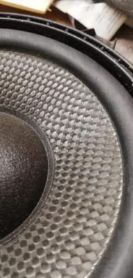 Jaka zwrotnica do głośników Fenner FE-042 B średniotonowych?