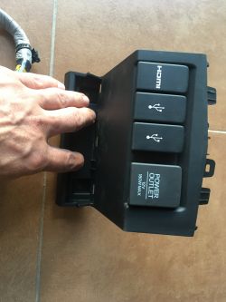 CRV IV 2,0 z 2013 roku - podłączenie radia CRV IV Connect (2017r.) po-lift do pr CRV IV 2,0 z 2013 roku - podłączenie radia CRV IV Connect (2017r.) po-lift do pr