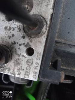 Skoda Superb 2002r 2.8 V6 Benzyna - Pytanie o kodowanie i login dla pompy ABS po zwarcie w aucie