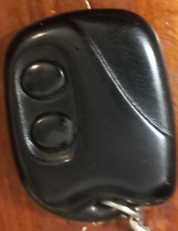 Jaki to centralny audi a4b5 20r. Cieżko sie dostać...