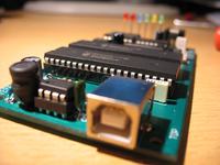 Kolejny clone ICD2 dla mikrokontrolerów firmy Microchip.
