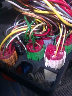 Berlingo 2.0HDi 2000r - prędkościomierz nie działa, zwarcie na przewodzie sygnał