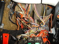 Golf mk2 1.8RP - dziwne działanie pompy paliwa przy włączaniu świateł