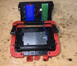 Latarka/Lampka przenośna powerbank USB COB LED HP1807 ładowana z USB