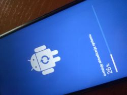 Samsung A20E - Kreska na wyświetlaczu widoczna na niektórych kolorach