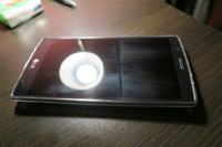 LG G4 H815 - Smuga na powierzchni - nie można jej usunąć. Telefon z pudełka