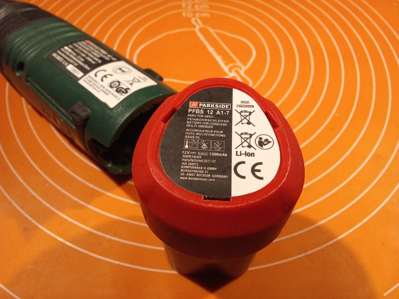 Akumulatorowa szlifierka Parkside PFBS12A1 12V z Lidla - test i recenzja