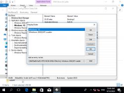Okno konfiguracji BCD z wybraną opcją uruchamiania Windows 10 i Windows 2000/XP Loader.