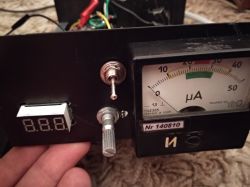 Kompaktowy tester lamp elektronowych Kompaktowy tester lamp elektronowych