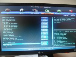 Brak dysku SSD w BIOS-ie płyty Gigabyte GA-B75M-D3V i komunikat Dual BIOS