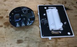 Zasilany bateryjnie "Smart" włącznik światła? Tapo S220 2 Gang 1 Way TP-Link