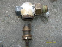 Radiators Warm Only at the Top: Examining Uneven Heating, Regulator Settings, and Gas Boiler