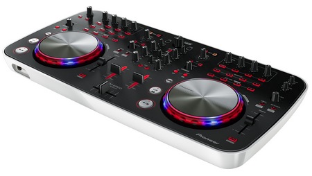 DDJ-ERGO-V - kontroler dla DJ'a od Pioneer DDJ-ERGO-V - kontroler dla DJ'a od Pioneer