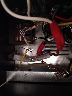 Kompaktowy tester lamp elektronowych Kompaktowy tester lamp elektronowych