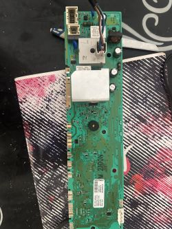 Electrolux EWM2100N - door lock not engaging, ACS110-7S leakage 1k Ohm