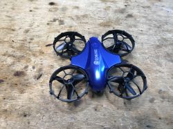 Dron za stówę z Chin? Czy się do czegoś nadaje? Eachine E008 Mini