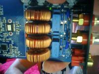 Jak znaleźć ścieżkę audio na płycie głównej Listen L7-98 do wyjścia słuchawkowego?