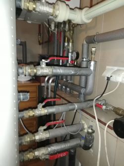 What is the reason for poor hot water pressure in all taps?