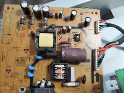 BenQ G2420HDBL: Brak reakcji na prąd, wybuch układu - jak uruchomić monitor?