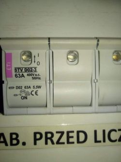Rozłącznik izolacyjny do instalacji 3fazowej: Wybór między 3P a 3szt x 1P