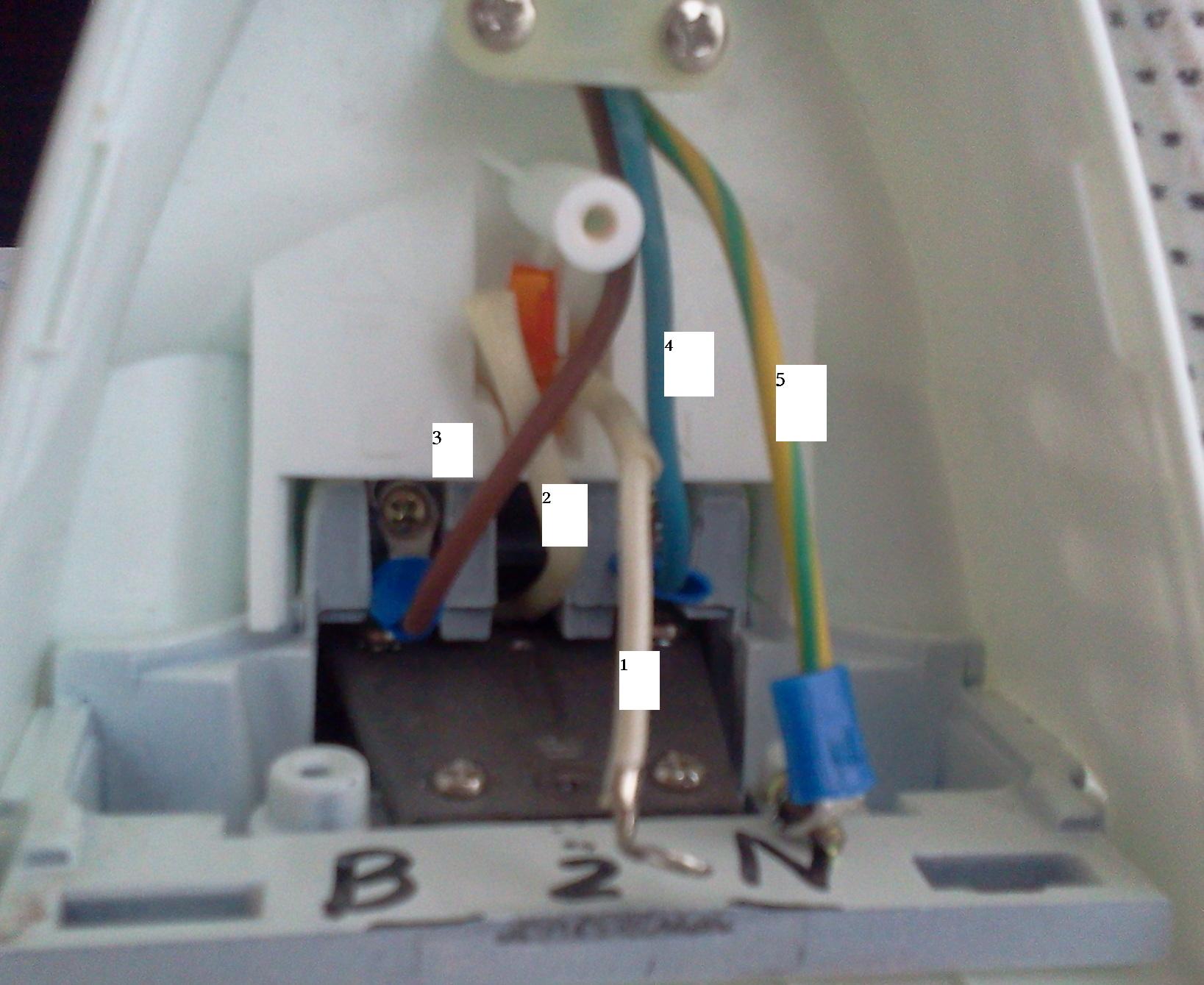 Żelazko MPM TU306 Gdzie podłączyć kabel od termostatu
