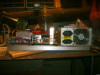 PC w nietypowej obudowie od magnetowidu